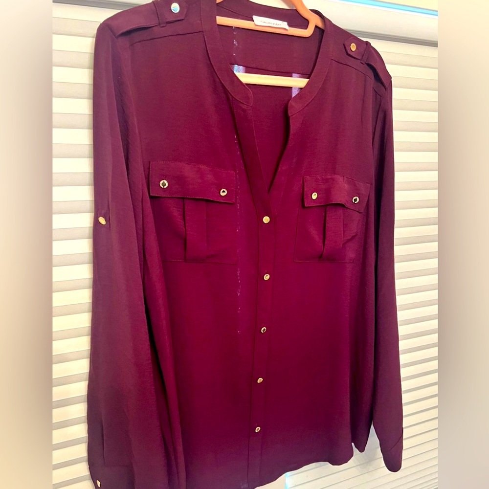 Women’s Calvin Klein long sleeve burgundy blouse with gold hardware large